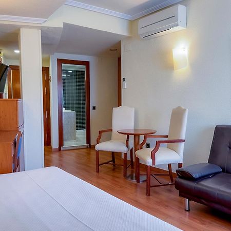 Torreluz Apartamentos Almería Eksteriør bilde