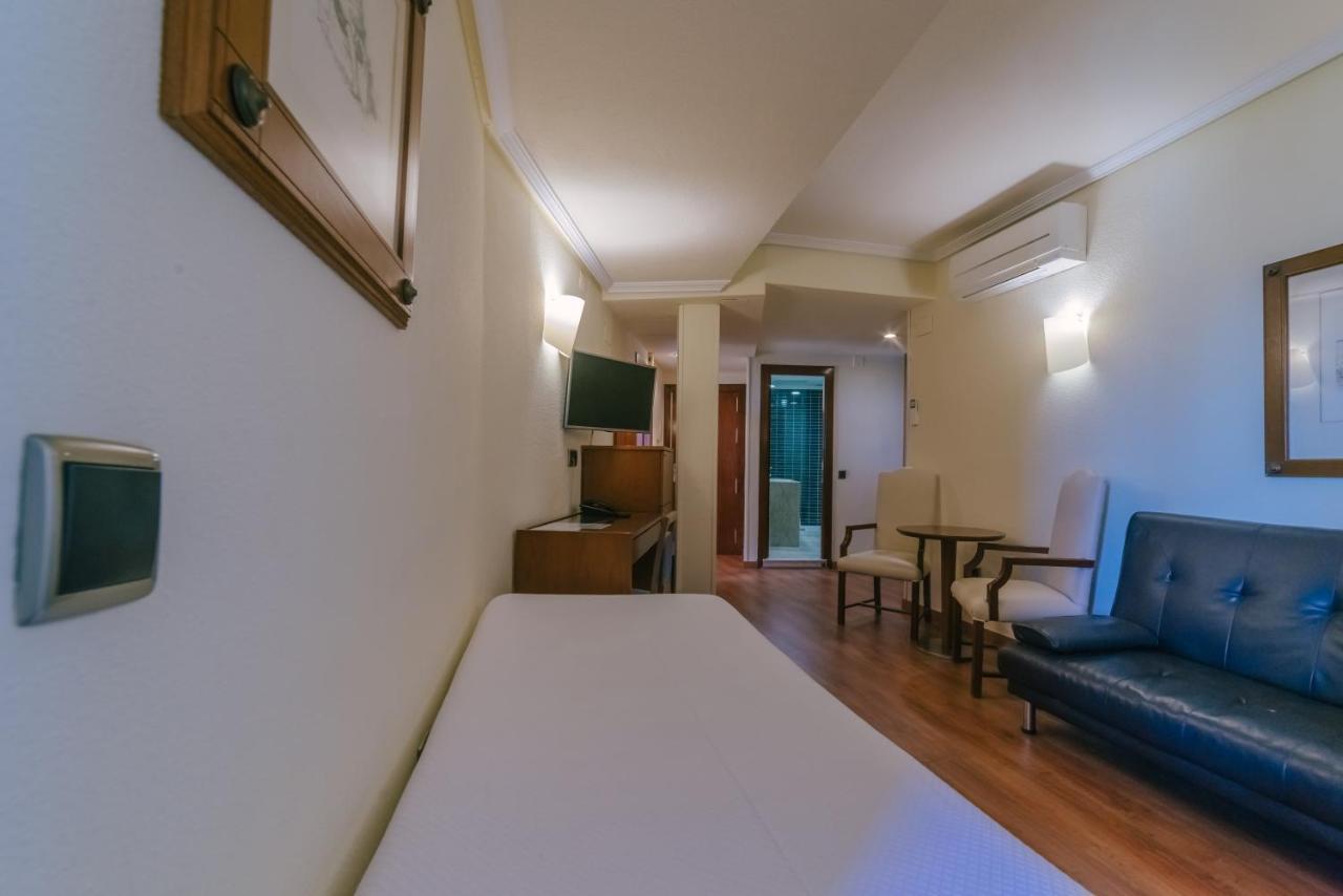 Torreluz Apartamentos Almería Eksteriør bilde